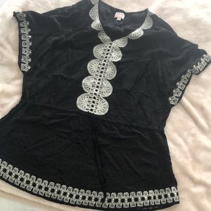 Stella and Dot embroidered beach tunic